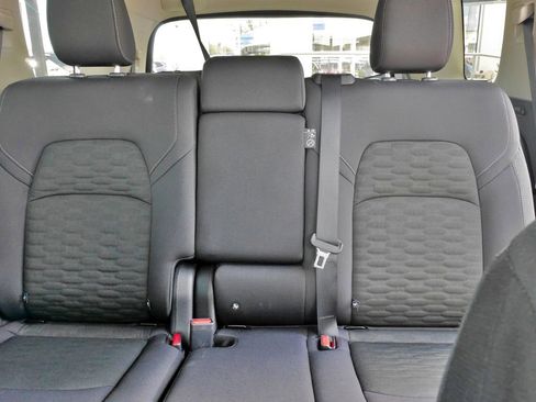 Used 2025 Nissan Pathfinder SV AWD/4WD image 30