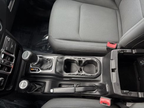 Used 2020 Jeep Gladiator Sport w/ Quick Order Package 24S image 34