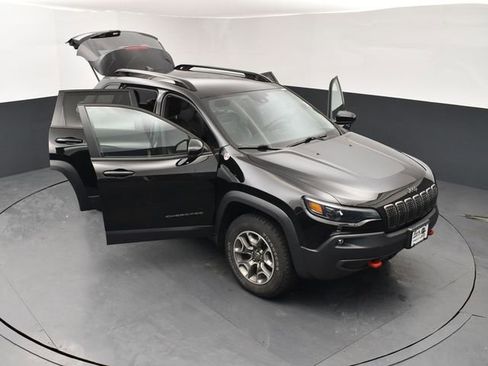 Used 2022 Jeep Cherokee Trailhawk w/ Trailer Tow Group AWD/4WD image 25