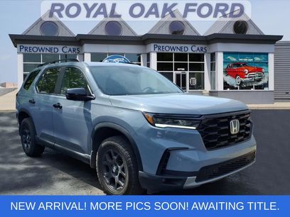Used 2025 Honda Pilot TrailSport