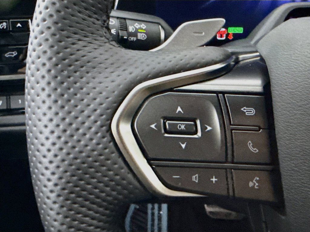 New 2026 Lexus TX 500h AWD image 12