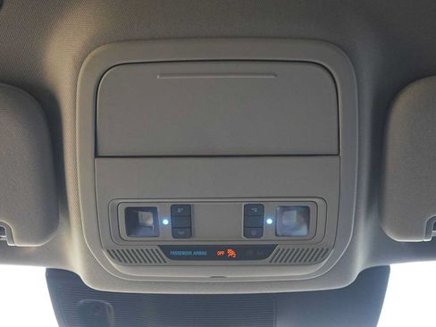 Used 2023 Ford Explorer XLT w/ Equipment Group 202A RWD image 24
