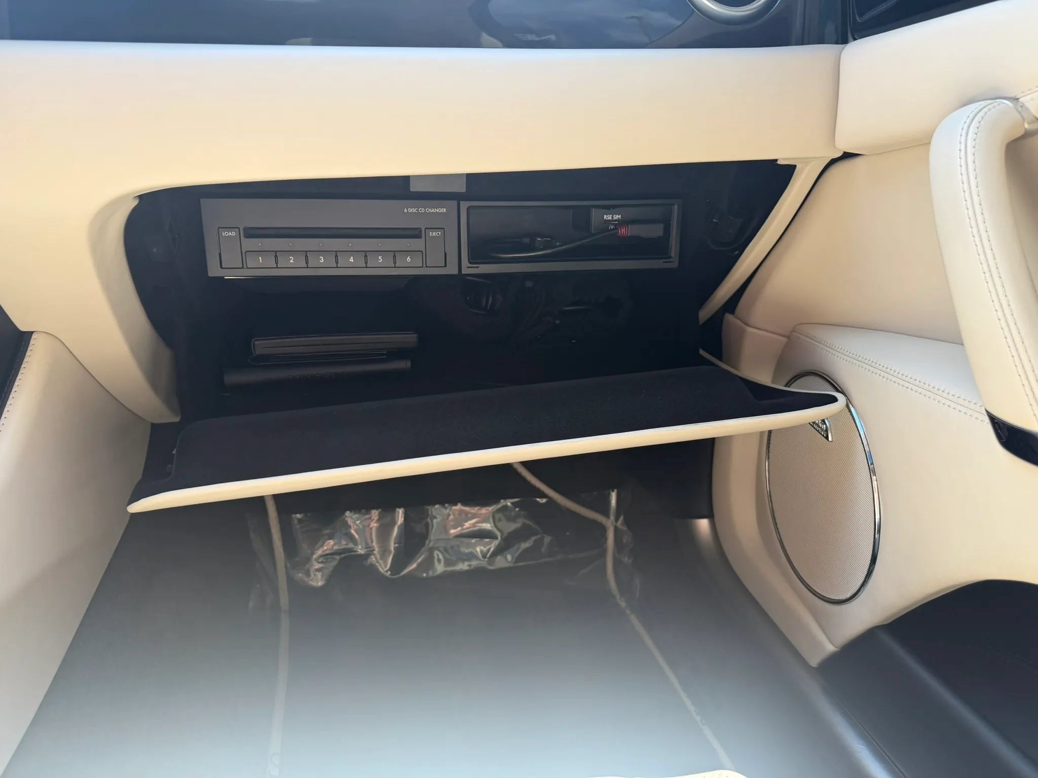 Used 2015 Bentley Flying Spur V8 AWD/4WD image 35