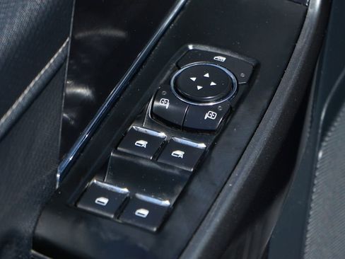 Used 2022 Ford F150 XLT w/ Equipment Group 302A High AWD/4WD image 16