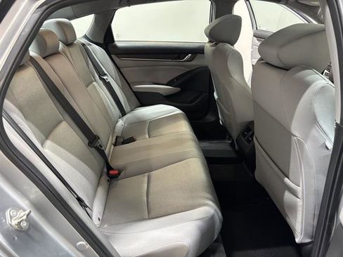 Used 2018 Honda Accord EX image 24