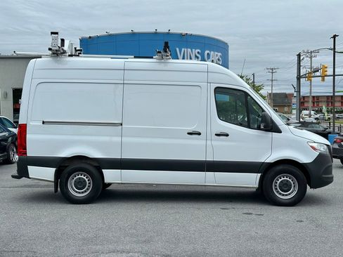 Used 2023 Mercedes-Benz Sprinter 2500 image 25