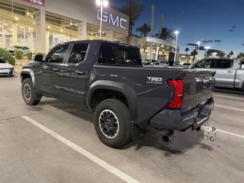 Used 2024 Toyota Tacoma TRD Off-Road w/ TRD Off Road Premium Package AWD/4WD image 5