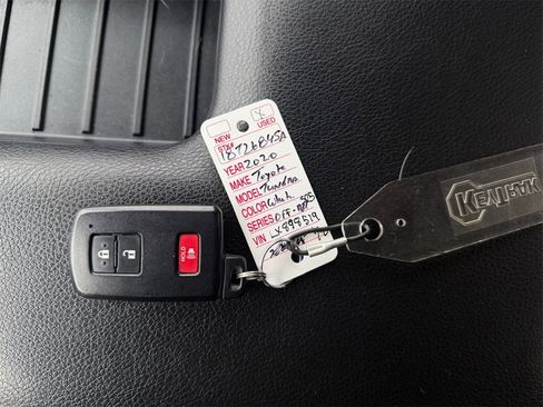 Used 2020 Toyota Tundra SR5 w/ TRD Off-Road Package image 29