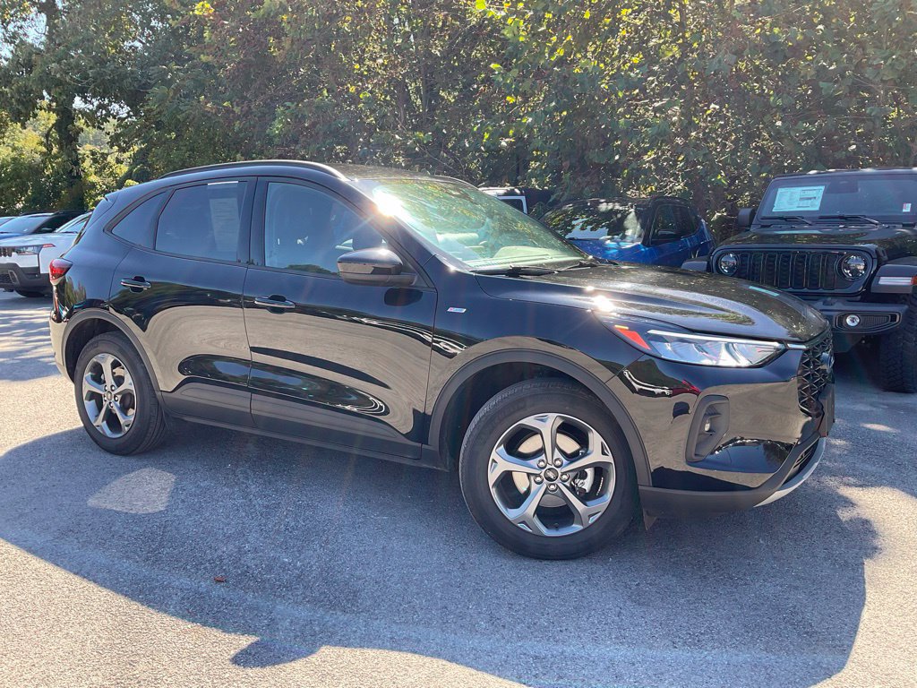 Used 2025 Ford Escape ST-Line Select AWD/4WD 360° Tour