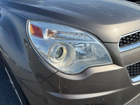 Used 2011 Chevrolet Equinox LTZ AWD/4WD image 12