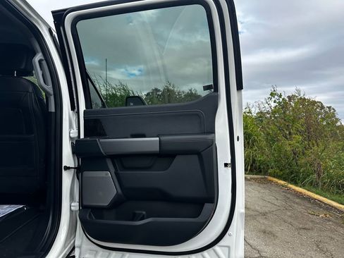 New 2025 Ford F350 Lariat w/ Black Appearance Package image 33