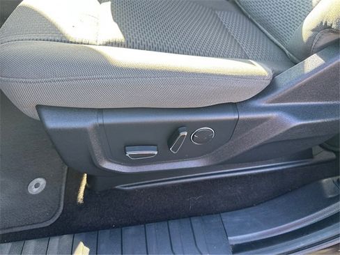 Certified 2018 Ford F150 XLT w/ Equipment Group 302A Luxury image 26