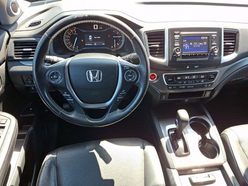 Used 2017 Honda Ridgeline RTL image 11
