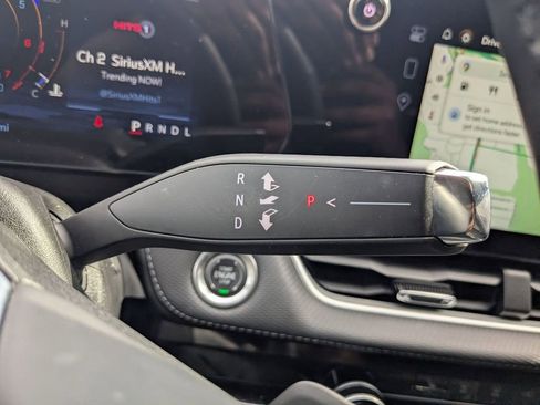 Used 2025 Chevrolet Equinox LT image 19