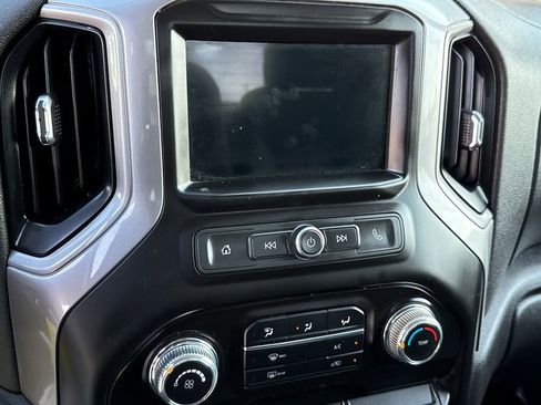 Used 2019 GMC Sierra 1500 4x4 Regular Cab w/ Convenience Package image 12