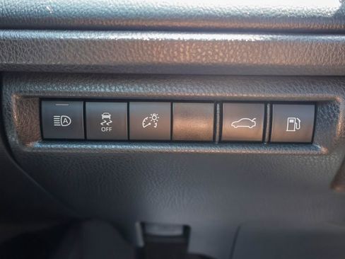 Used 2025 Toyota Camry XSE FWD image 19