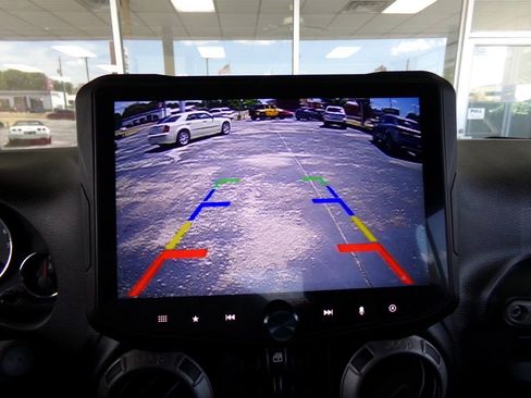 Used 2015 Jeep Wrangler Unlimited Sport AWD/4WD image 21