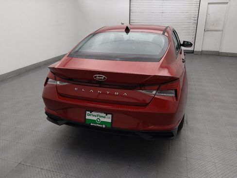 Used 2021 Hyundai Elantra SEL w/ Cargo Package FWD image 7