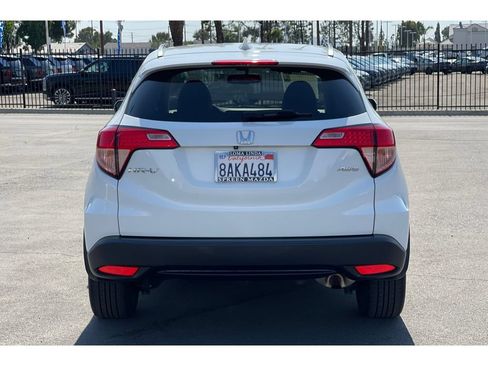 Used 2018 Honda HR-V EX-L image 5