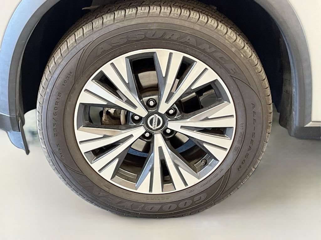 Used 2021 Nissan Rogue SV AWD/4WD image 28