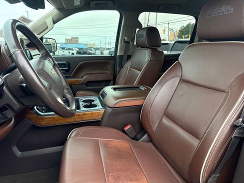 Used 2016 Chevrolet Silverado 1500 High Country w/ High Country Premium Package image 11