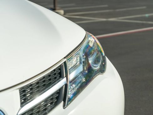 Used 2013 Toyota RAV4 XLE AWD/4WD image 32