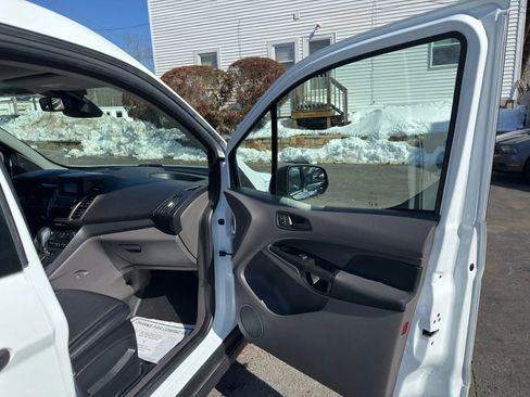 Used 2021 Ford Transit Connect XL image 19