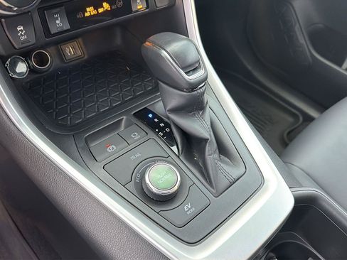 Certified 2023 Toyota RAV4 XSE AWD/4WD image 28