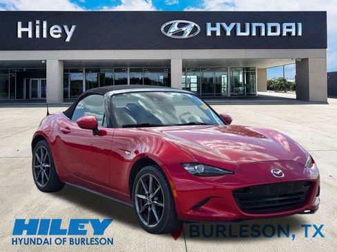 Used 2016 MAZDA MX-5 Miata Grand Touring RWD image 2