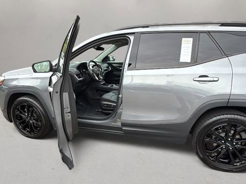 Used 2020 GMC Terrain SLT w/ Preferred Package image 13