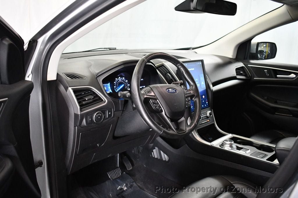 Used 2022 Ford Edge SEL AWD/4WD image 5