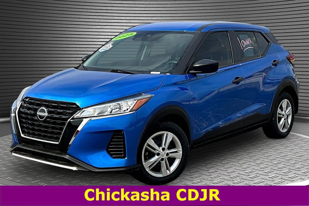 Used 2025 Nissan Kicks Play S FWD image 1