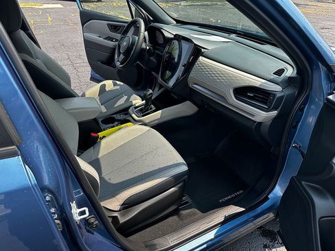 Certified 2025 Subaru Forester Premium AWD/4WD image 19