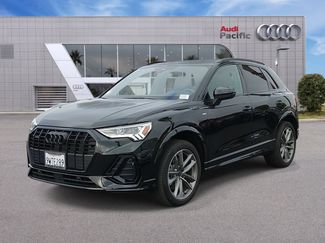Certified 2025 Audi Q3 2.0T Premium w/ Convenience Package AWD/4WD video 1