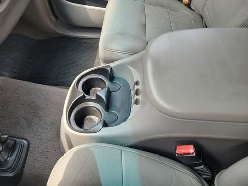Used 2002 Ford F150 Lariat AWD/4WD image 23