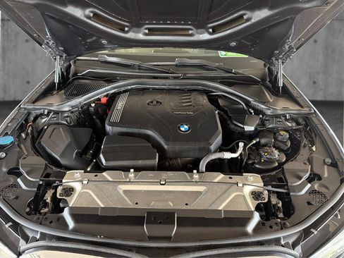 Used 2019 BMW 330i Sedan w/ M Sport Package RWD image 11