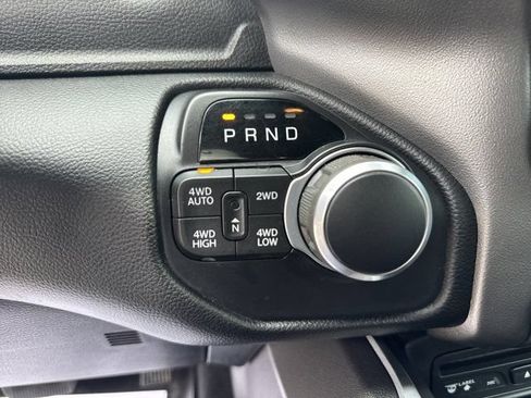 Used 2019 RAM 1500 Big Horn AWD/4WD image 33