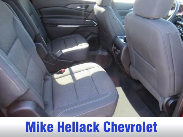 Used 2026 Chevrolet Traverse LT FWD image 13