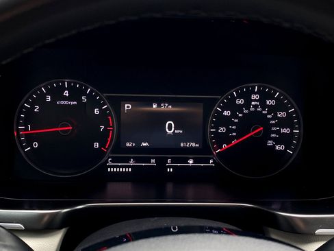 Used 2022 Kia Sorento S w/ Panoramic Sunroof Package FWD image 23