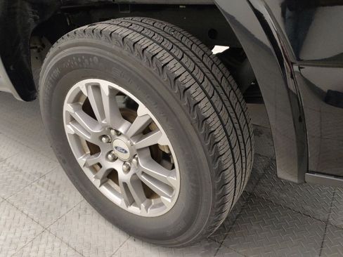 Used 2019 Ford F150 Lariat RWD image 31