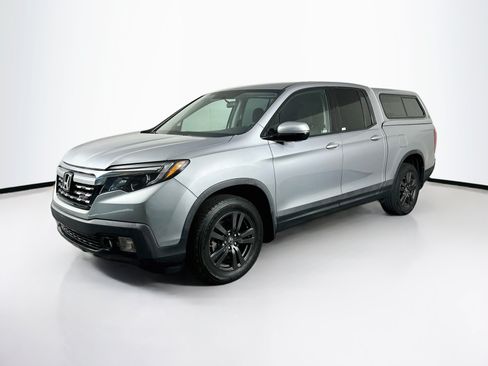 Used 2019 Honda Ridgeline Sport image 3
