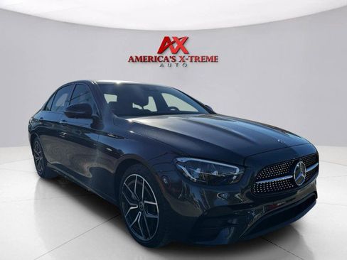 Used 2023 Mercedes-Benz E 350 Sedan image 4
