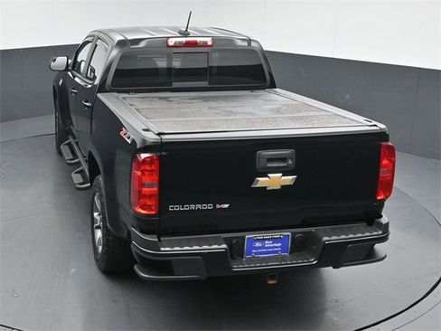 Used 2017 Chevrolet Colorado Z71 image 50