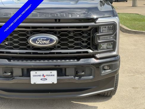 Used 2023 Ford F250 XLT w/ XLT Premium Package AWD/4WD image 10