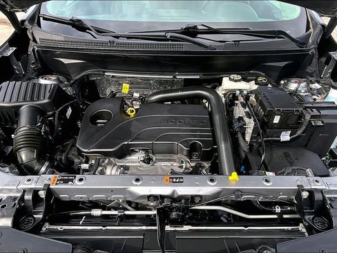 Used 2024 Chevrolet Equinox LT image 11