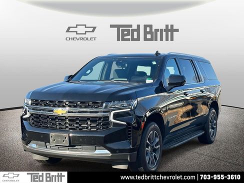 Used 2021 Chevrolet Suburban LS w/ Driver Alert Package image 1