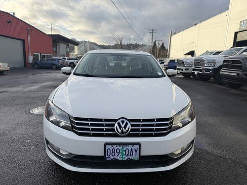 Used 2014 Volkswagen Passat TDI SE image 8