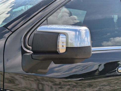 Used 2023 Chevrolet Silverado 1500 High Country image 12