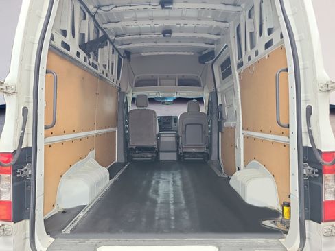Used 2012 Nissan NV 2500 SV image 18