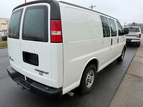 Used 2003 Chevrolet Express 1500 image 6